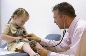 У детских врачей очереди не уменьшаются