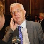Паулс начинает работу на Латвийском радио