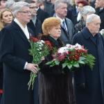 Церемония возложения цветов вызвала большой интерес рижан (ФОТО)