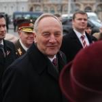 Президент, премьер и спикер будут мирить русских и латышей