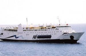 При пожаре на пароме в Красном море погиб один человек