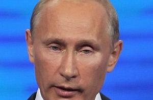 Путин отказался выезжать за границу до президентских выборов
