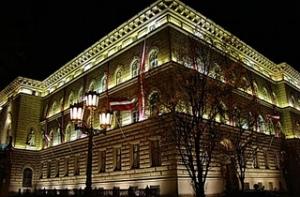 Премьер признал, что работа Сейма не вызывает доверия