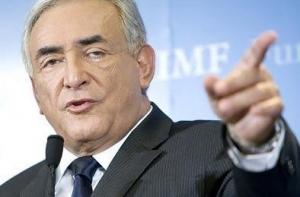 Феминистки провели акцию у дома Доминика Стросс-Кана