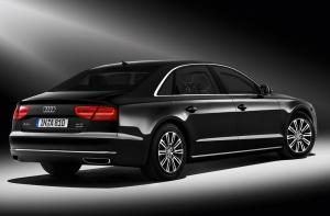 Затлерсу купят лимузин Audi A8 за 65 тысяч латов