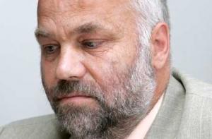 Растет число жалоб в Центр госязыка: причины -  Луна и референдум (АУДИО)