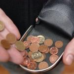 Прожиточный минимум уменьшился на 70 сантимов