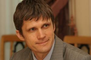 Мэр Резекне: Деда Мороза оштрафовали из-за референдума о русском языке