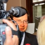 Премьер назвал языковой референдум «неудачей года»