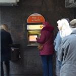 Эстонский Swedbank: панику в Латвии вызвали русские