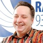 Берзиньш: ловкачи завели общество в трясину