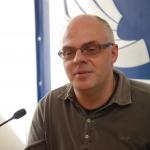 Министр готов пойти навстречу русскоязычным