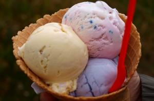 В Индиане на автотрассу вывалилось 18 тонн мороженого