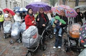 Минблаг: как изменятся пособия и пенсии в 2012 году