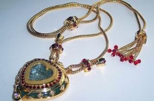 Драгоценности Элизабет Тейлор выставлены на аукцион