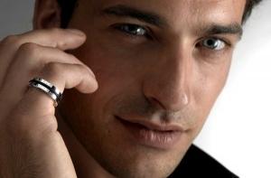 В мире растет спрос на ювелирные изделия для мужчин