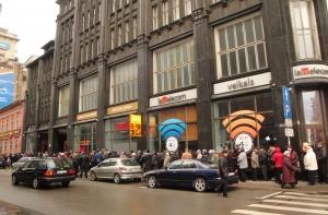 Огромное число латвийцев проголосовало на выборах в Госдуму РФ (дополнено)