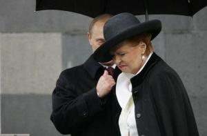 На трех экс-президентов Латвии потратят 54 тысячи латов