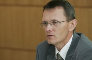 Правительство срочно ищет банковского надзирателя