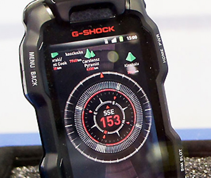 Casio представил неубиваемый смартфон (ВИДЕО)