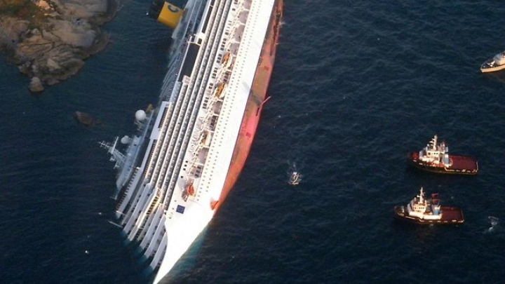 Пассажиры Costa Concordia оценили свои убытки в 460 млн. долларов