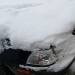 ОСТОРОЖНО: гололед на всех дорогах Латвии