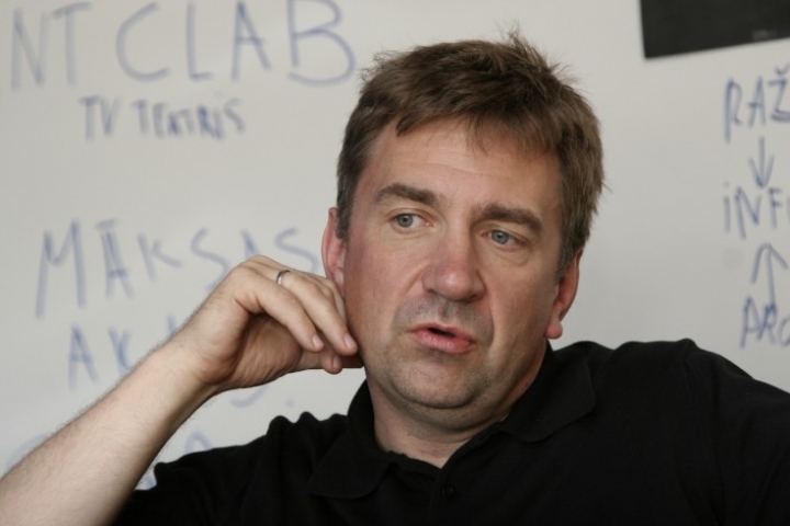 Экис подтвердил факт продажи телекомпании LNT