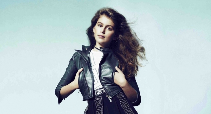 10-летняя дочь Синди Кроуфорд стала лицом Versace