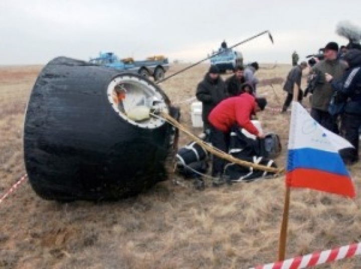 Экипаж МКС трижды отпраздновал Новый год