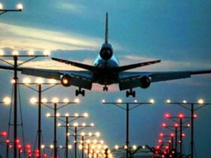 За границу выехало 7674 латвийских школьника