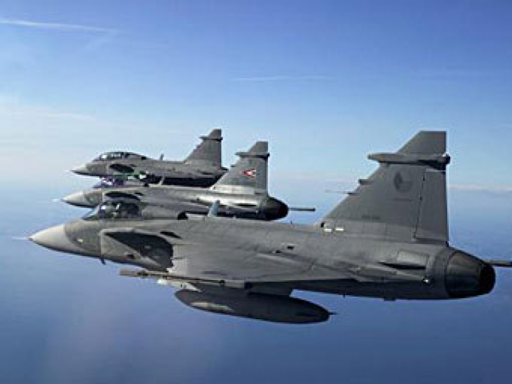 Швеция запретила полеты истребителей из-за аномального атмосферного давления