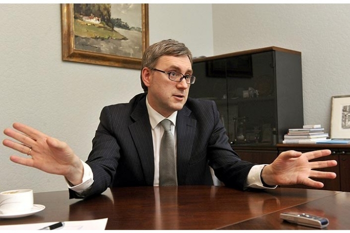 Заланс: сейчас время политической нерешительности