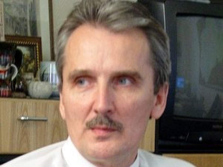 Экс-политик: министры должны думать, что говорить