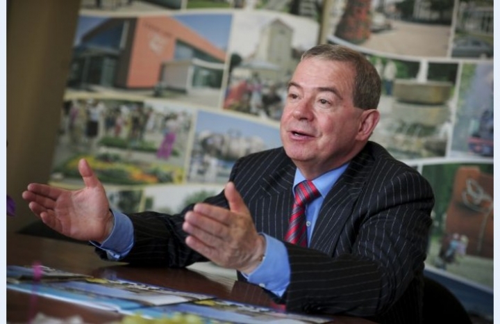 Прокурор закрыл дело против Лембергса