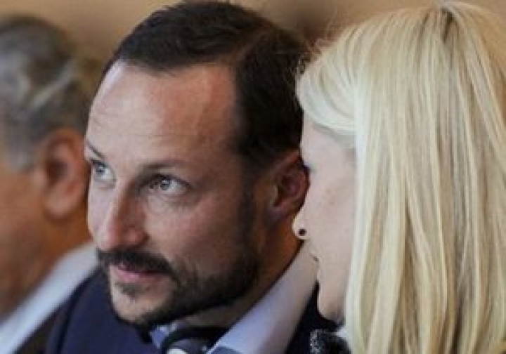 Более 130 человека эвакуированы из дымящегося самолета в Дании