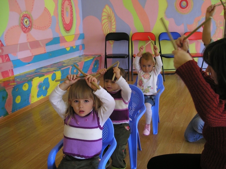 Школы и детсады холодов не испугались