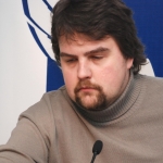 Политолог: «центристов» загнали в угол