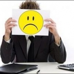 Опрос: жители Латвии не довольны работой правительства