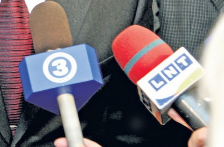 В январе латвийцы смотрели телевизор более 5 часов в день