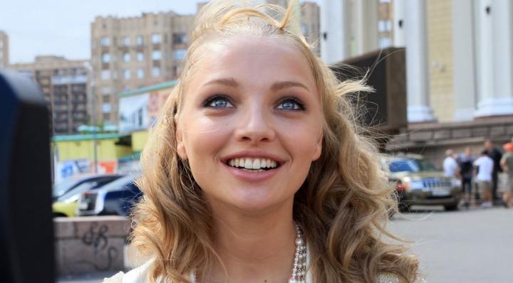 Актриса Екатерина Вилкова родила дочь