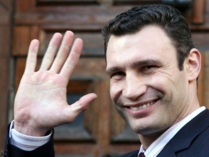 Виталий Кличко опроверг слухи о завершении карьеры