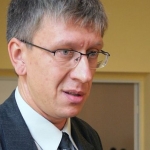 Юдин предлагает отдать русских детей в латышские семьи (АУДИО)