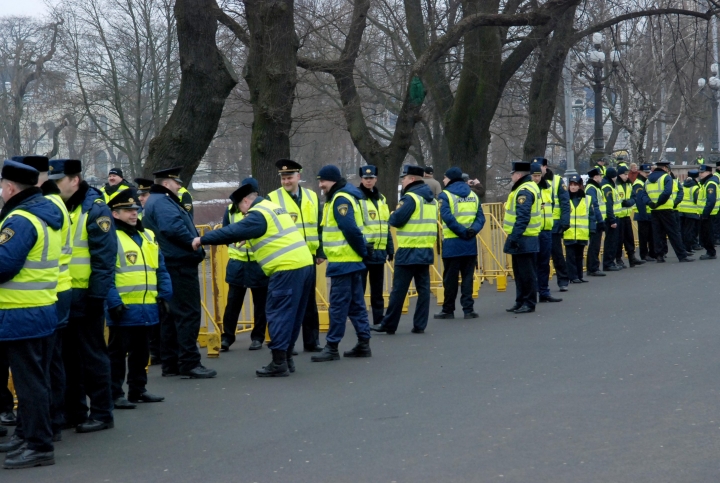 Мурниеце: надеюсь, «спичку» 16 марта никто не зажжет