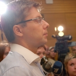 Мэр: общественный транспорт должен быть бесплатным для всех школьников