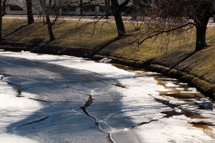 Весенний паводок: в Огре затоплено 40 домов