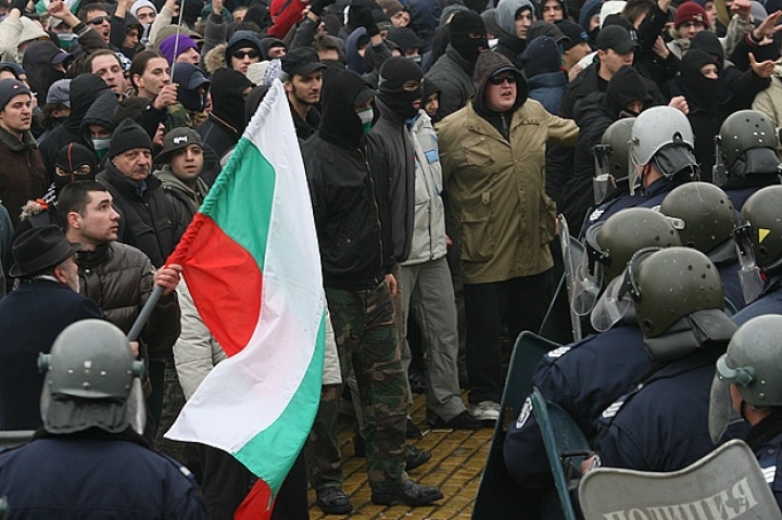 «Виновника» антицыганских погромов в Болгарии посадили на 17 лет