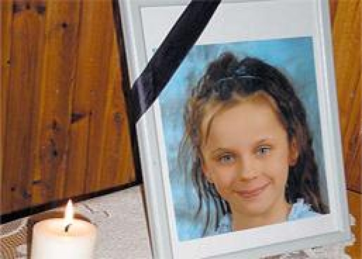 Суд отложил рассмотрение дела об убийстве 10-летней Дианы Козловской