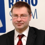 Социолог: Домбровскис уже надоел латвийцам