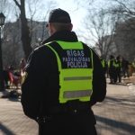 16 марта: Памятник Свободы огражден забором