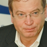 У партии Америкса более 300 учредителей